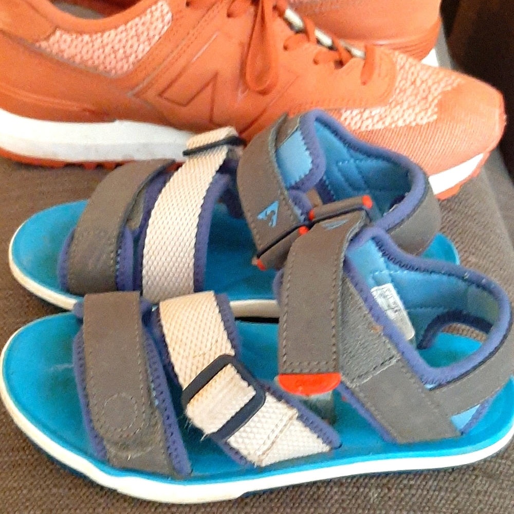 Plae sandals size 12 with removable straps